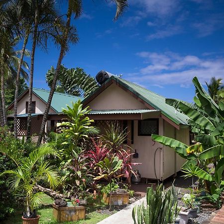 Aroko Bungalows Villa Avarua Exterior photo