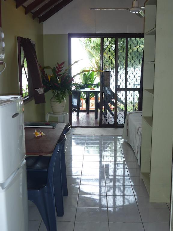 Aroko Bungalows Villa Avarua Exterior photo