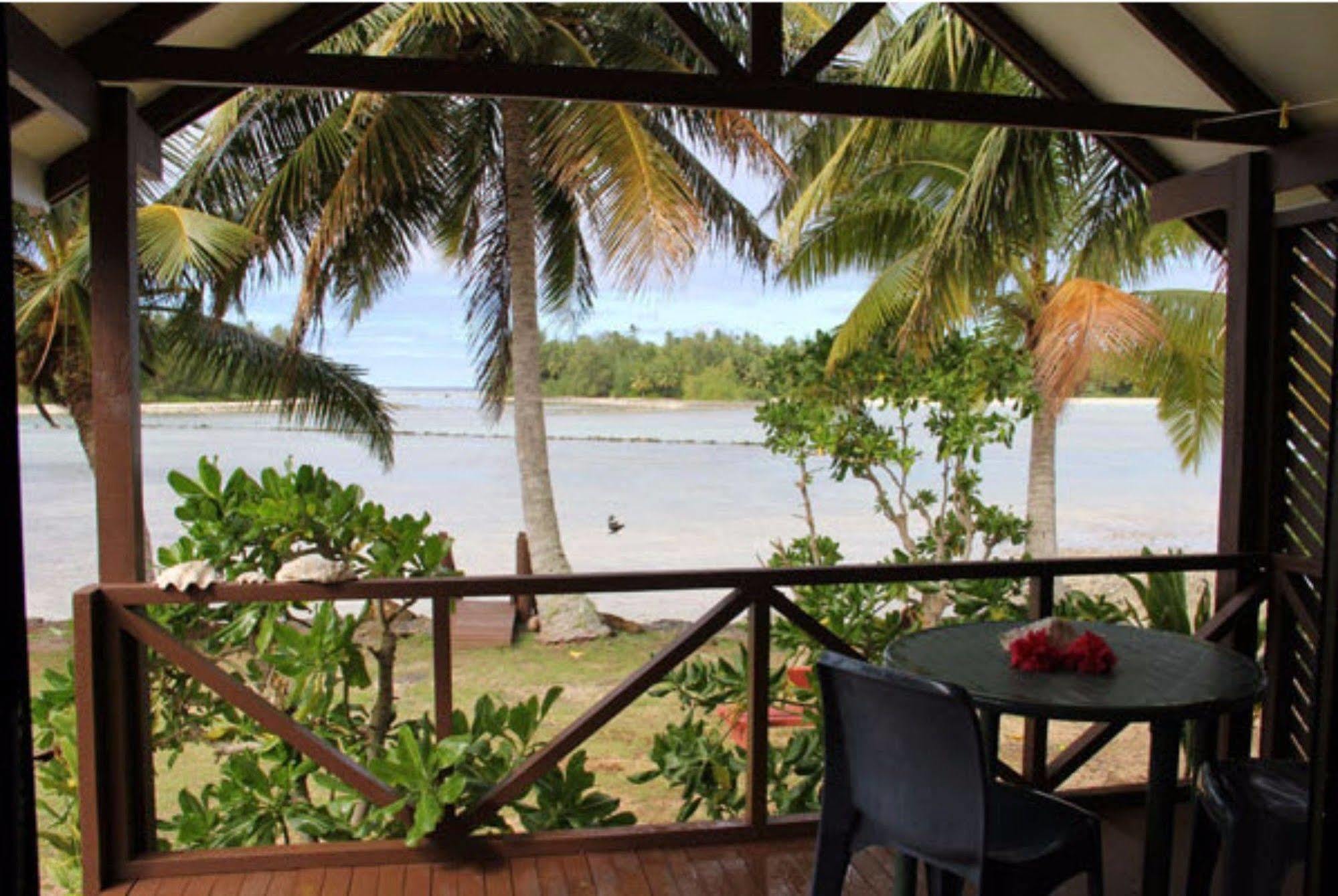 Aroko Bungalows Villa Avarua Exterior photo
