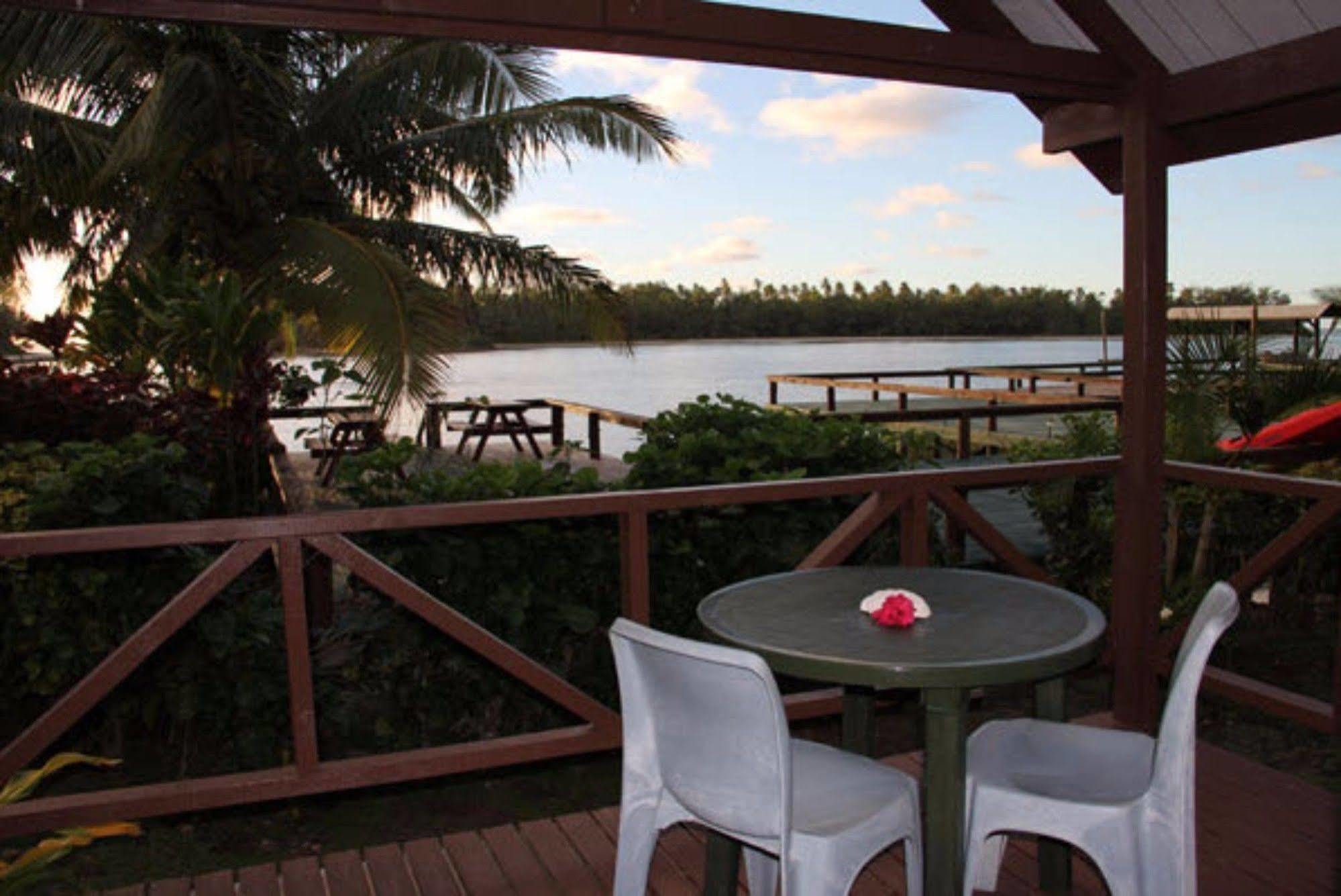 Aroko Bungalows Villa Avarua Exterior photo